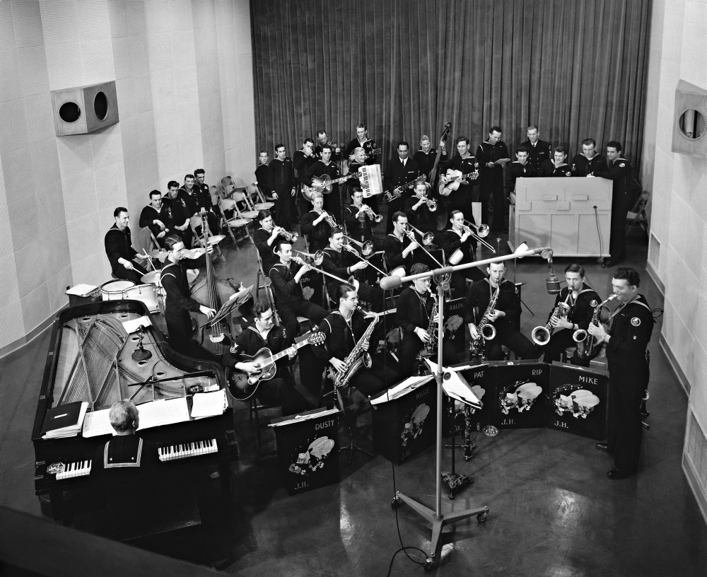 Seabee band at KSFO